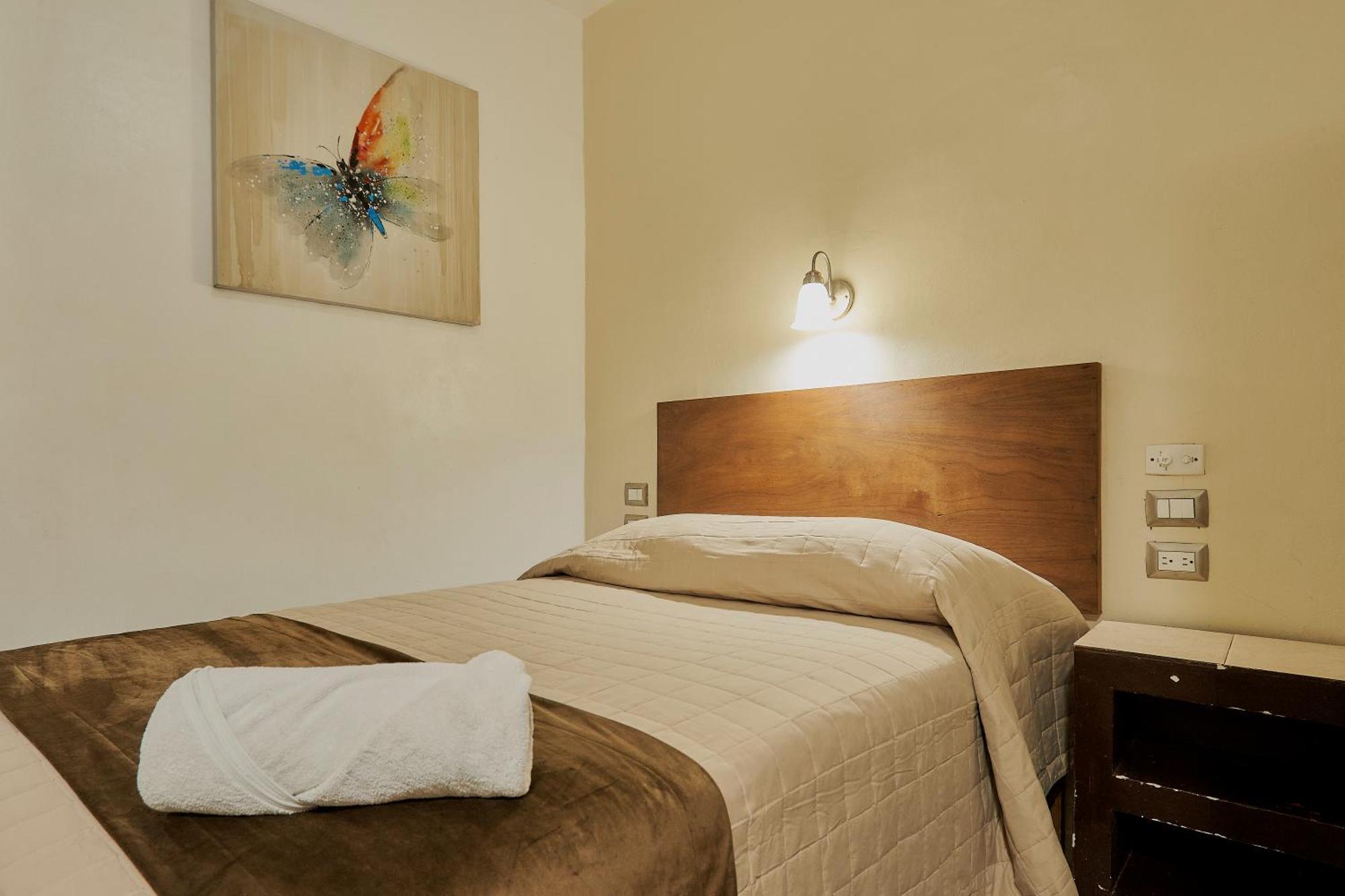 Hotel Cervantino Тапачула Экстерьер фото